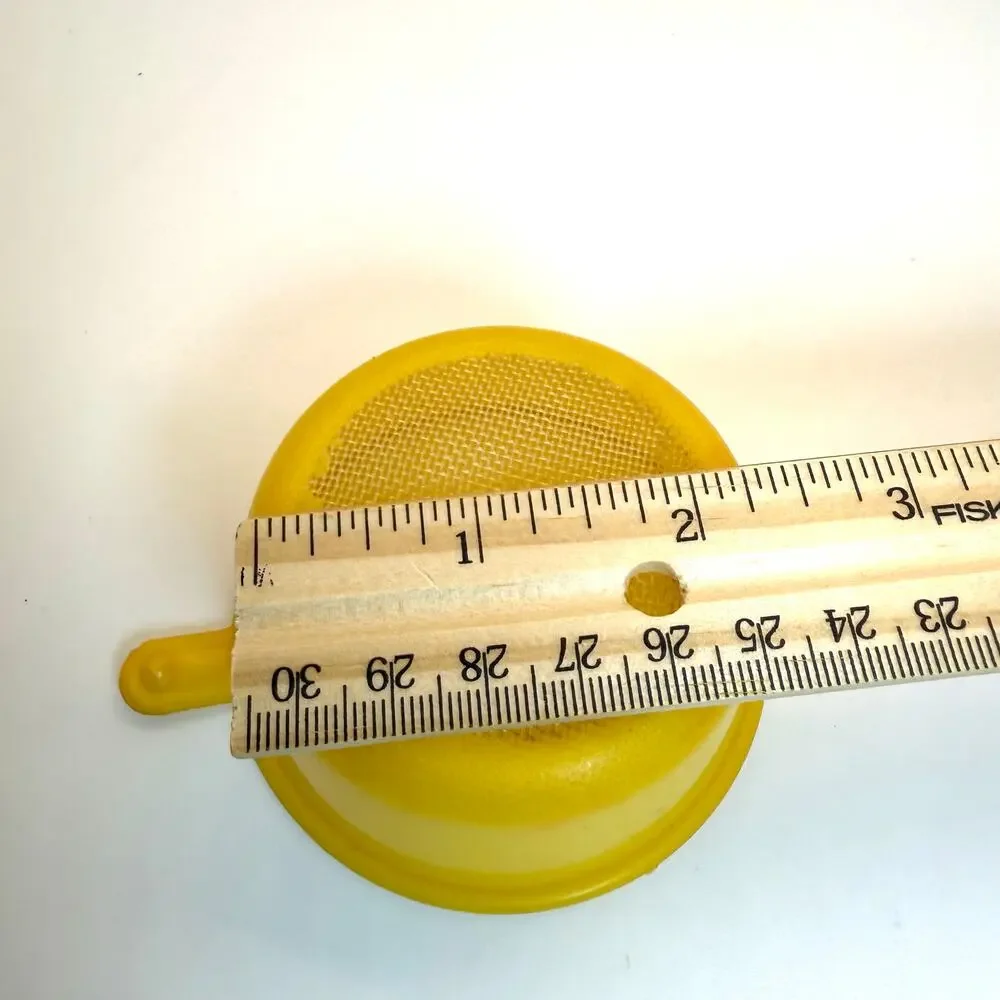 VTG Fine Mesh Tea Baking Strainer Yellow Plastic Kitchen Tool Made in‎ Hong Kong